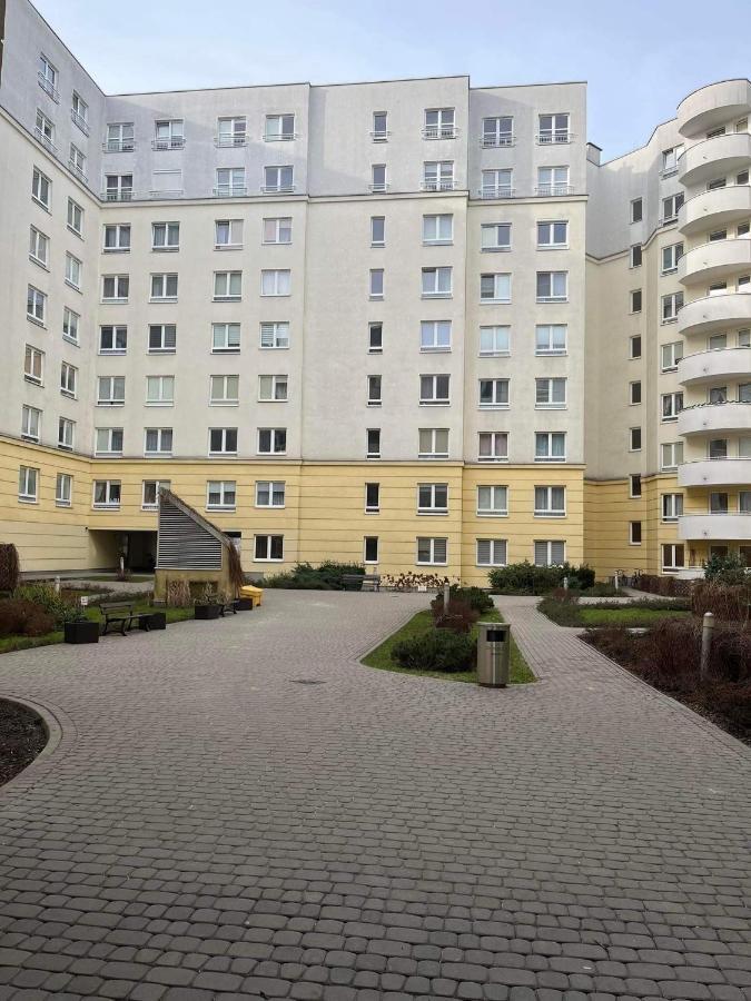 Klimatyzacja - Przy Centrum Onkologii Klinice Novum Dla Pary Badz 4 Osob Warszawa Exteriör bild